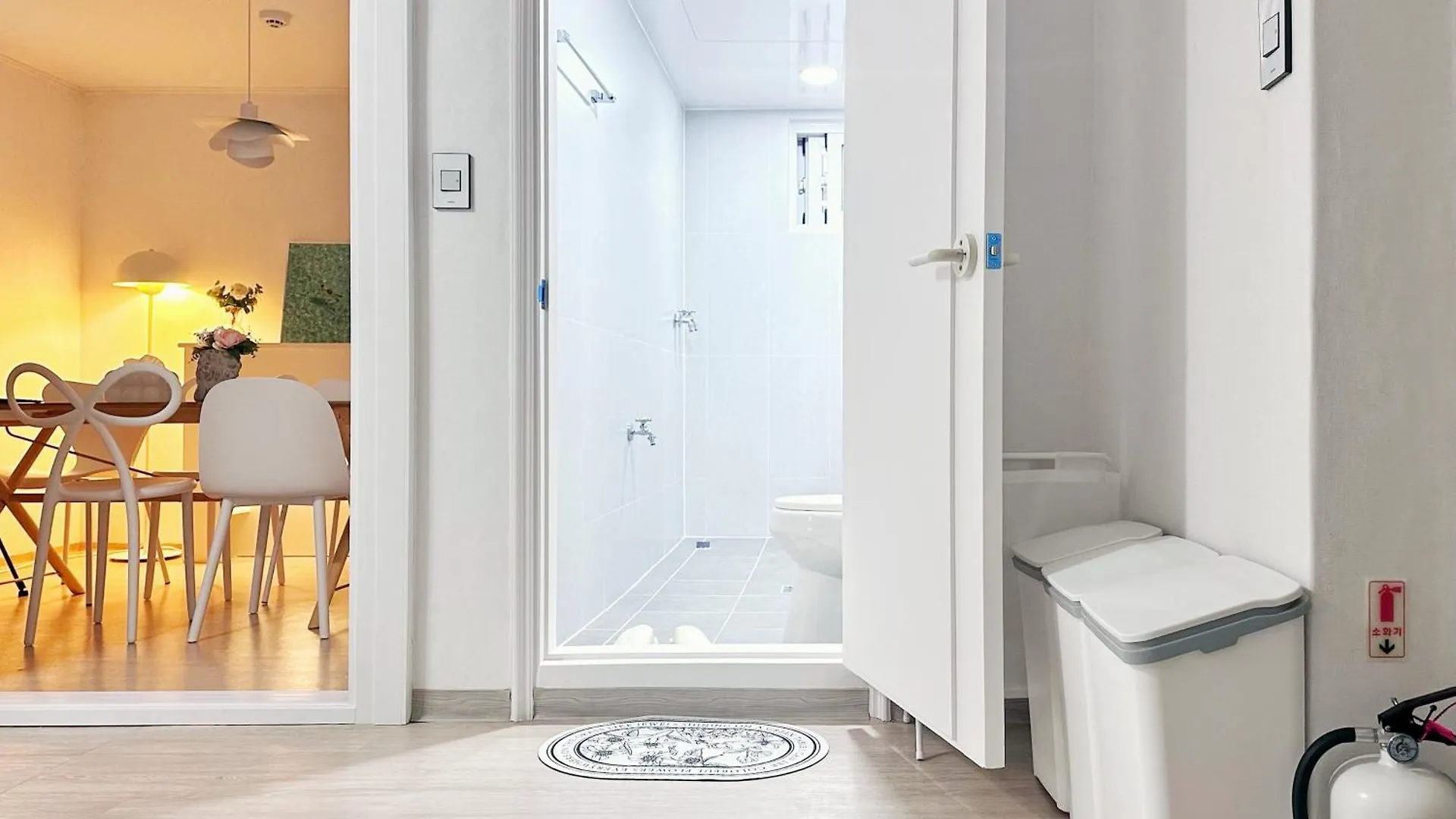Sun&Smile - 20Min To Gangnam, 30Mins To Hongdae, 2 Bedroom, Max 7Pax Seul Korea Południowa